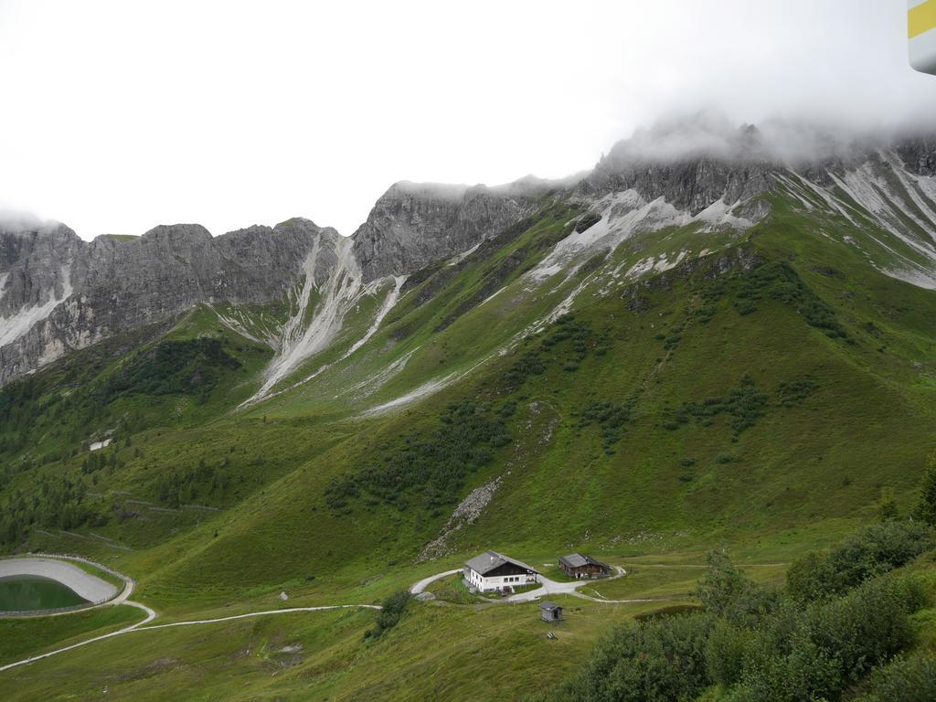 Edelweisshuette Ladurns Hotell Fleres Exteriör bild