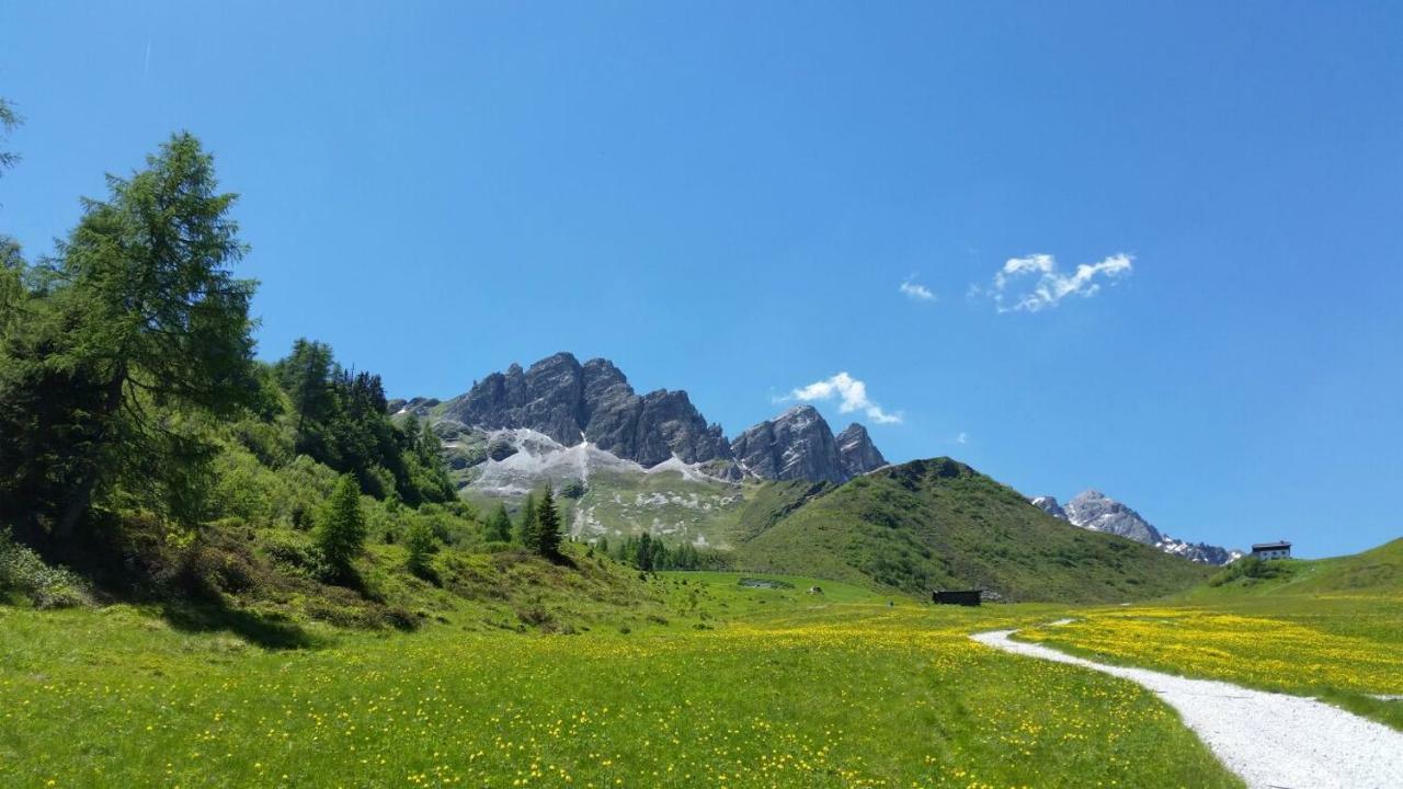 Edelweisshuette Ladurns Hotell Fleres Exteriör bild